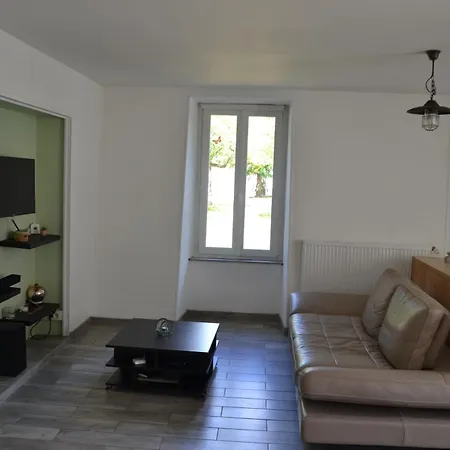 Maison 3 , Terrasse Et Garage à 20 Min De La Rochelle Hébergement de vacances Nuaille-d'Aunis